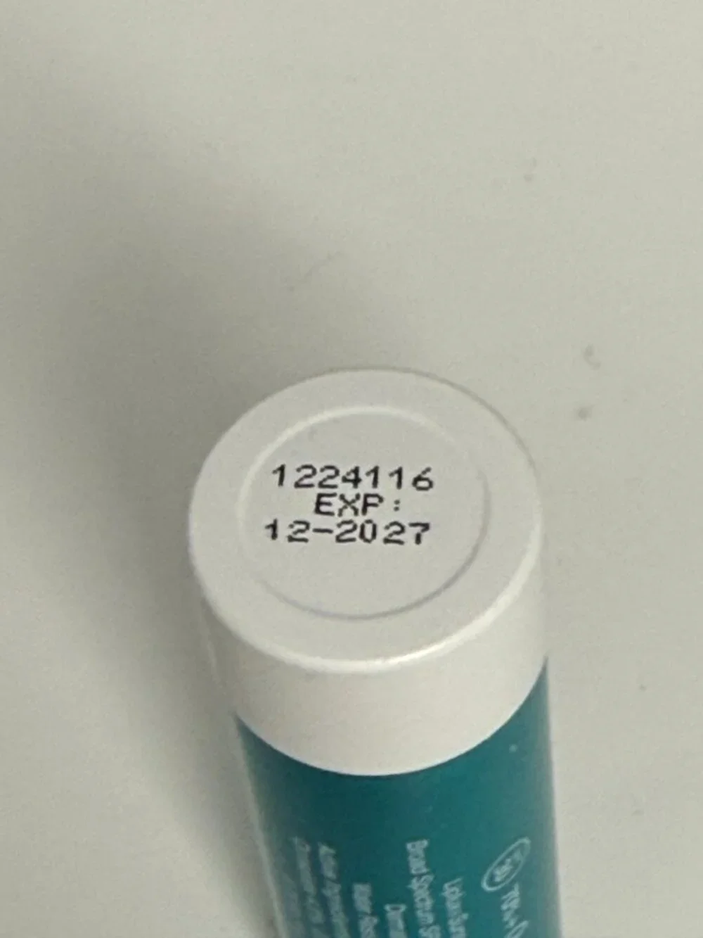 COOLA organic liplux